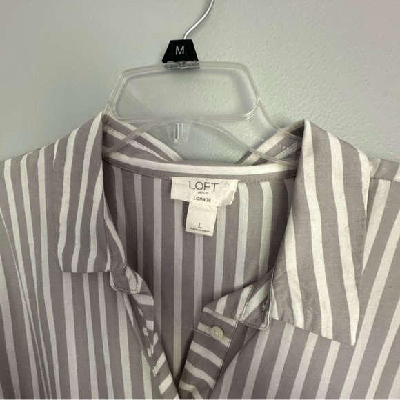 LOFT Outlet lounge Grey White striped collared button  dress Large Soft Flowy - Picture 3 of 6